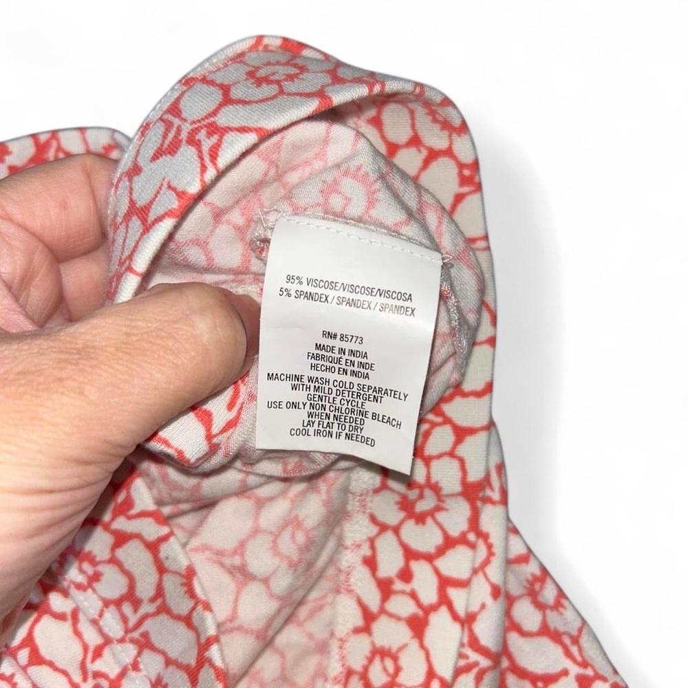O'Neill Red and White Floral Pants - Picture 4 of 6